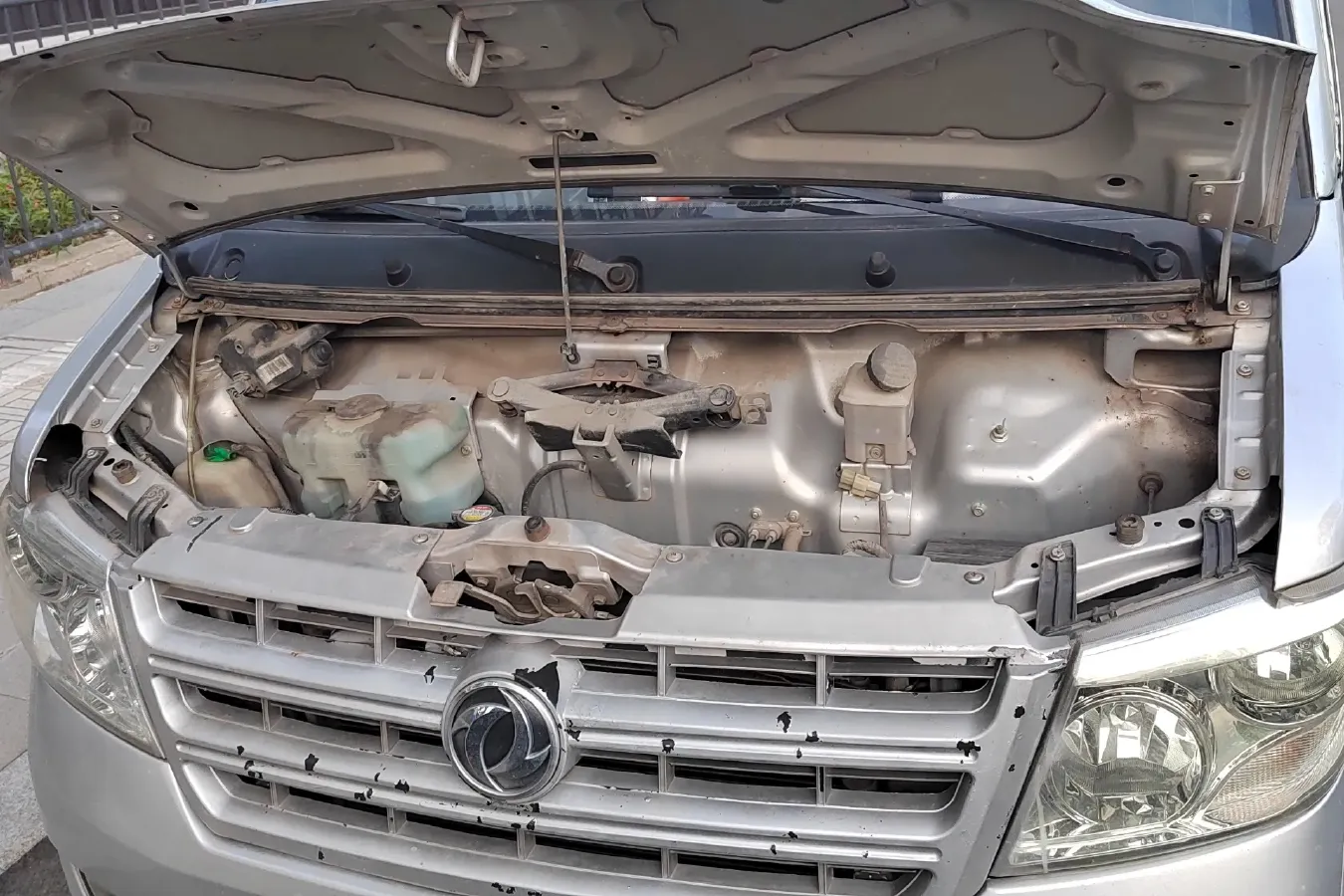 2018 DongFeng DFSK C32 1.5L 112HP L4 5MT,autocango,china used car exporter,china ev exporter,chinese used car exporter,chinese used ev exporter