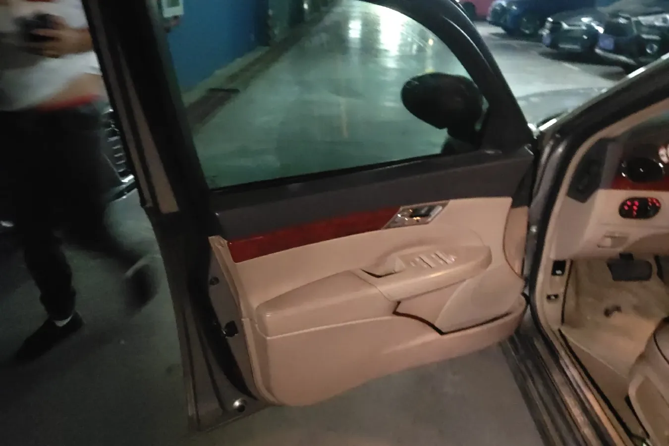 2009 Roewe 750 1.8T 160HP L4 5AT,autocango,china used car exporter,china ev exporter,chinese used car exporter,chinese used ev exporter