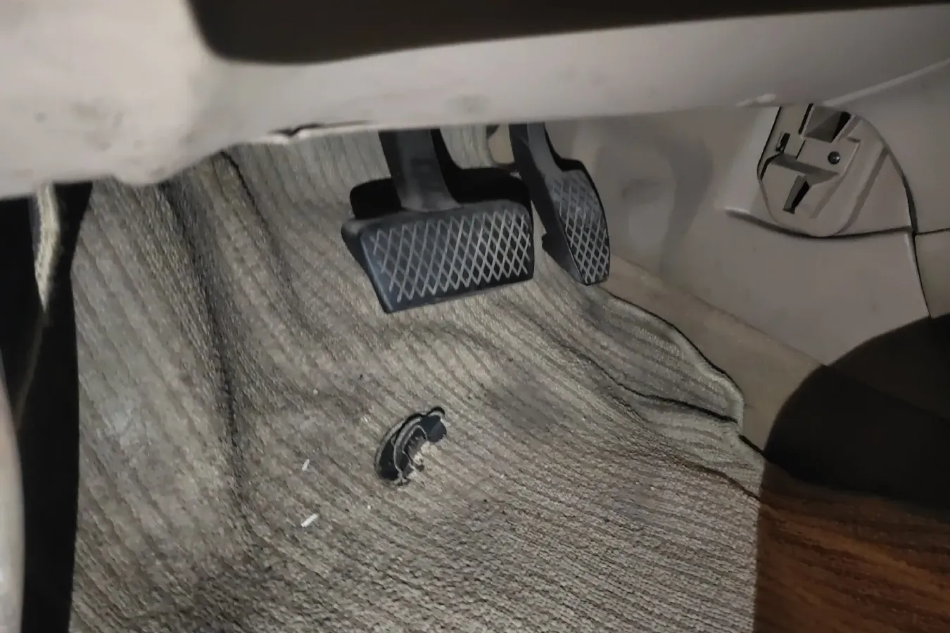 2009 Roewe 750 1.8T 160HP L4 5AT,autocango,china used car exporter,china ev exporter,chinese used car exporter,chinese used ev exporter