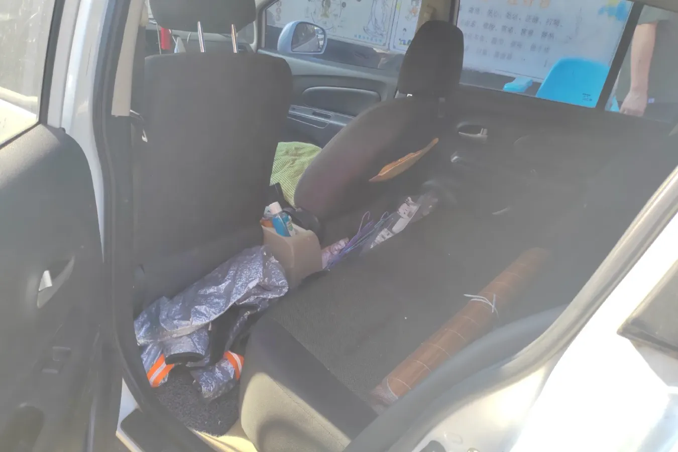 2012 Venucia R50 1.6L 117HP L4 5MT,autocango,china used car exporter,china ev exporter,chinese used car exporter,chinese used ev exporter