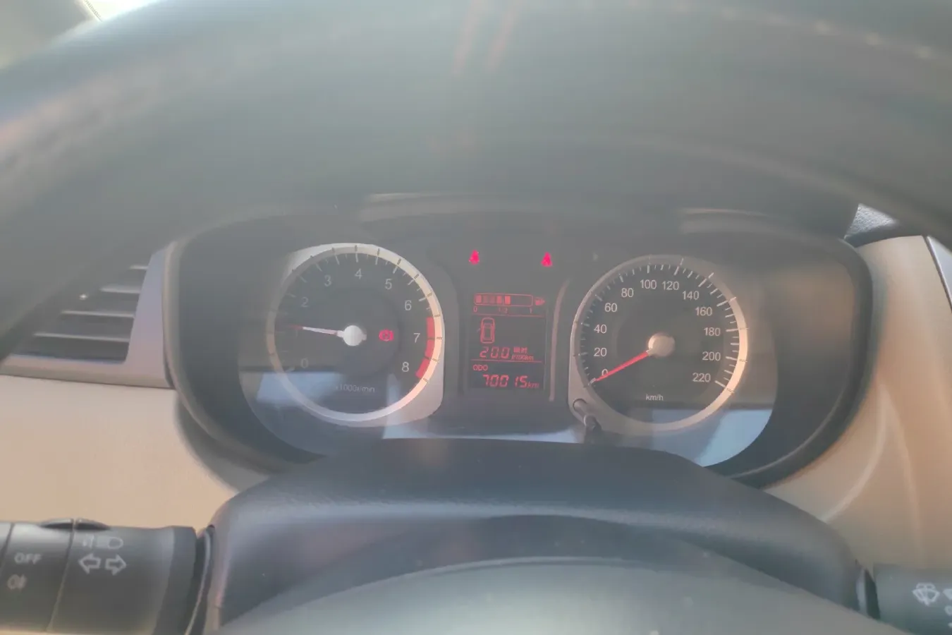 2012 Venucia R50 1.6L 117HP L4 5MT,autocango,china used car exporter,china ev exporter,chinese used car exporter,chinese used ev exporter