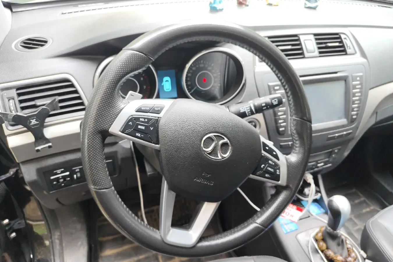 2015 BeiJing Auto Senova X65 2.0T 177HP L4 6AT,autocango,china used car exporter,china ev exporter,chinese used car exporter,chinese used ev exporter