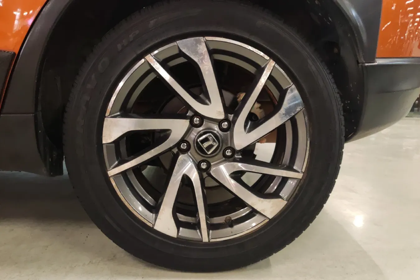 2017 Luxgen U5 SUV 1.6L 124HP L4 CVT,autocango,china used car exporter,china ev exporter,chinese used car exporter,chinese used ev exporter