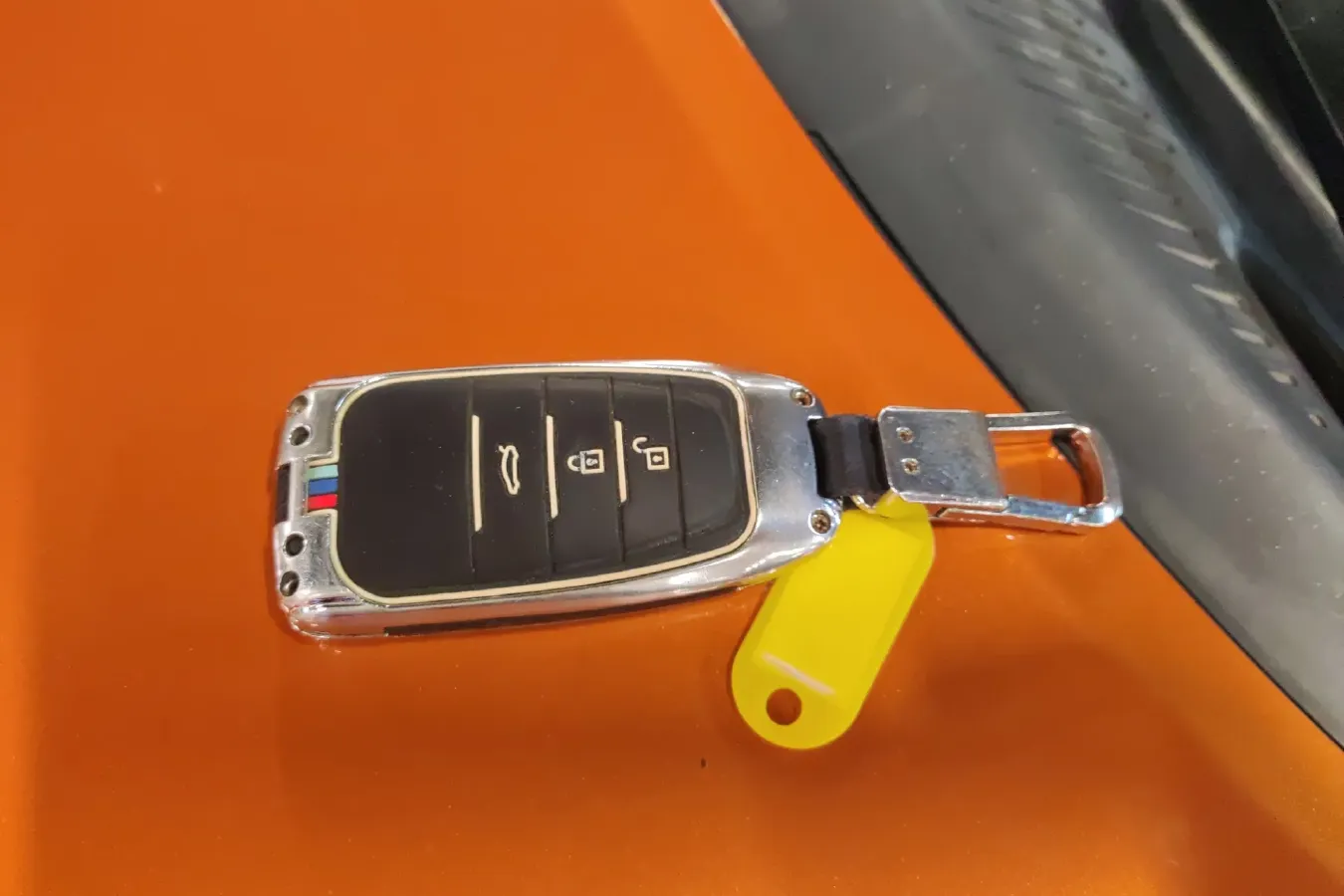 2017 Luxgen U5 SUV 1.6L 124HP L4 CVT,autocango,china used car exporter,china ev exporter,chinese used car exporter,chinese used ev exporter