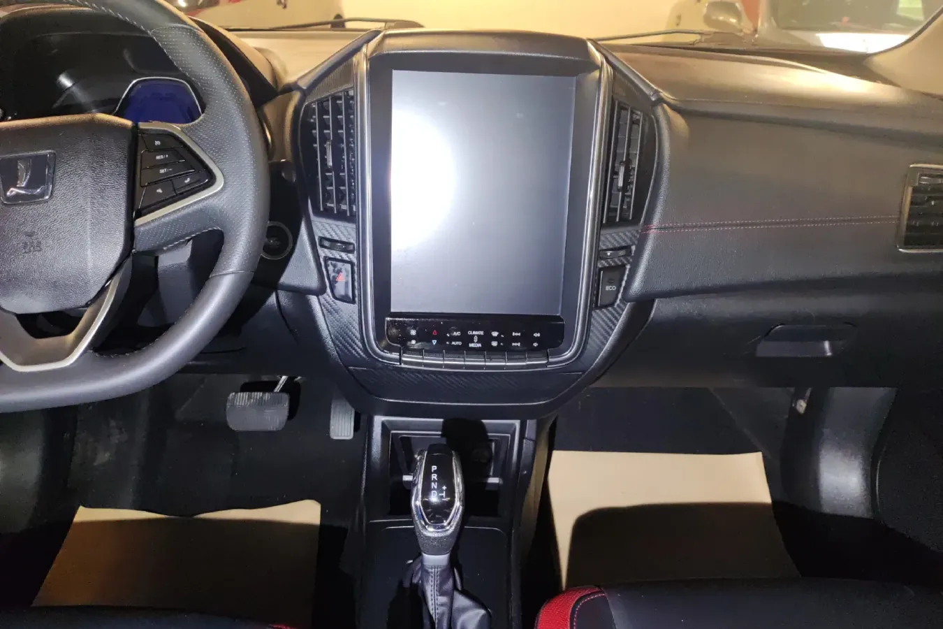 2017 Luxgen U5 SUV 1.6L 124HP L4 CVT,autocango,china used car exporter,china ev exporter,chinese used car exporter,chinese used ev exporter