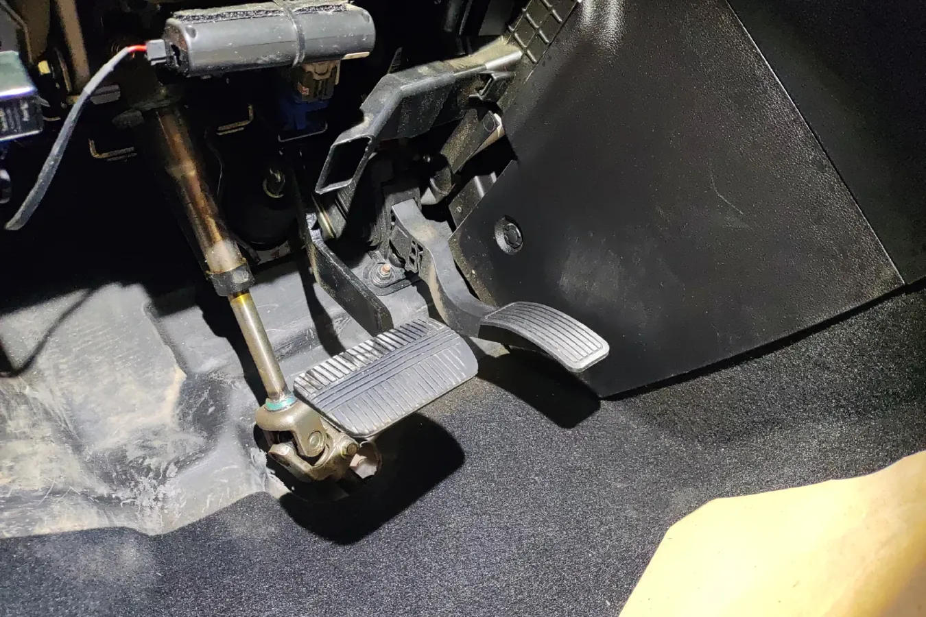 2017 Luxgen U5 SUV 1.6L 124HP L4 CVT,autocango,china used car exporter,china ev exporter,chinese used car exporter,chinese used ev exporter