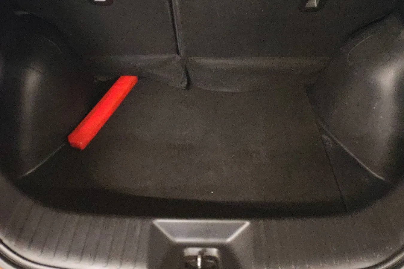 2017 Luxgen U5 SUV 1.6L 124HP L4 CVT,autocango,china used car exporter,china ev exporter,chinese used car exporter,chinese used ev exporter