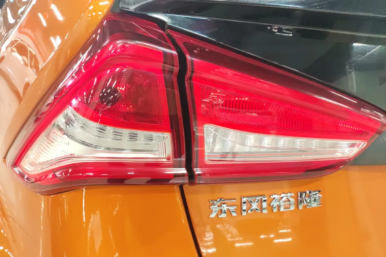 2017 Luxgen U5 SUV 1.6L 124HP L4 CVT,autocango,china used car exporter,china ev exporter,chinese used car exporter,chinese used ev exporter