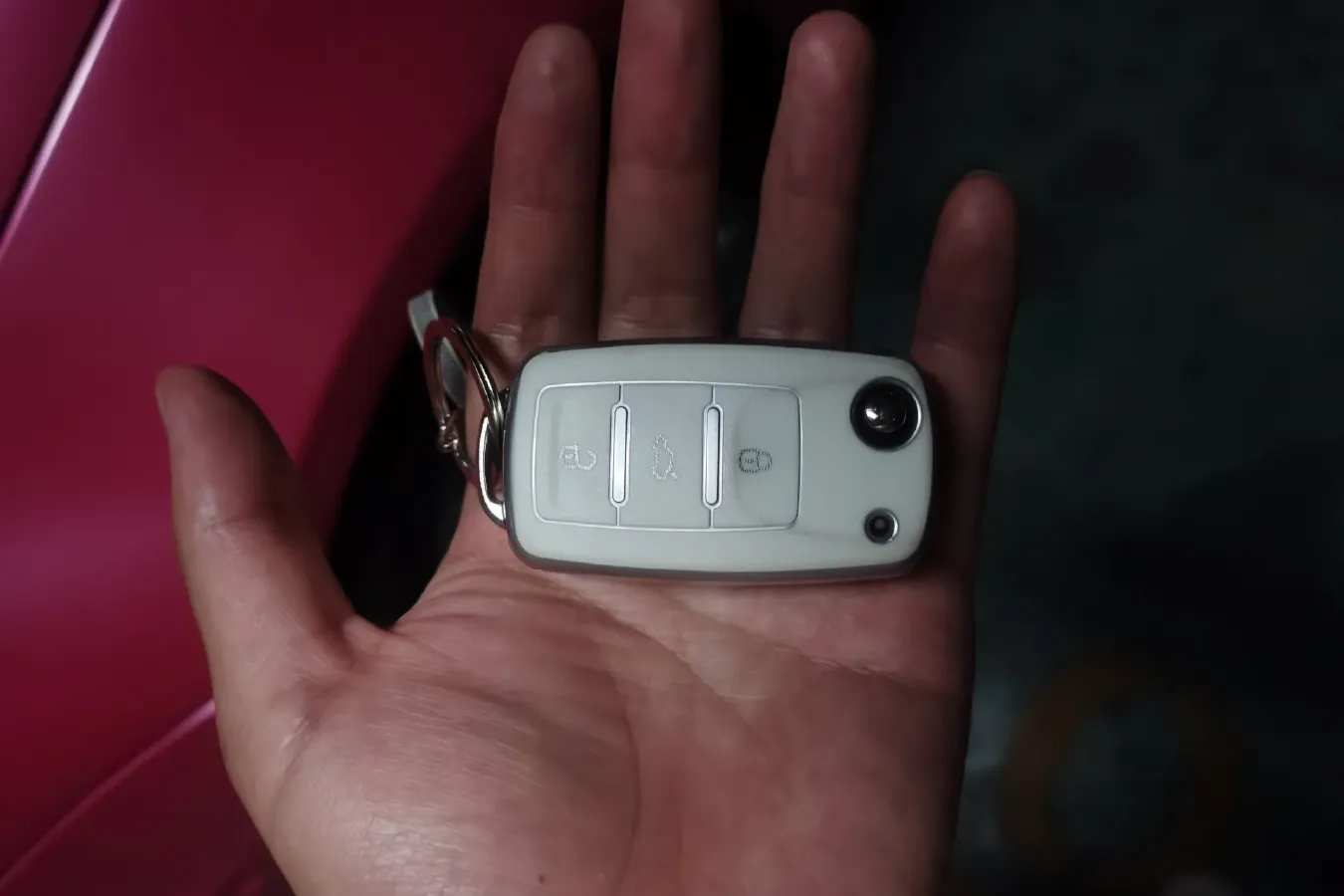 2011 Volkswagen Eos 2.0T 211HP L4 6DCT,autocango,china used car exporter,china ev exporter,chinese used car exporter,chinese used ev exporter