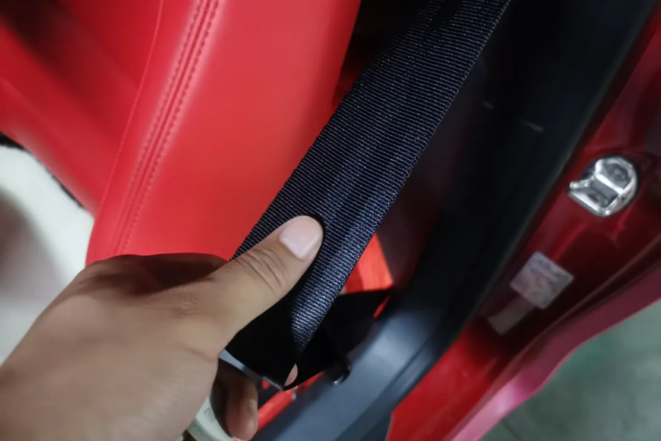 2011 Volkswagen Eos 2.0T 211HP L4 6DCT,autocango,china used car exporter,china ev exporter,chinese used car exporter,chinese used ev exporter