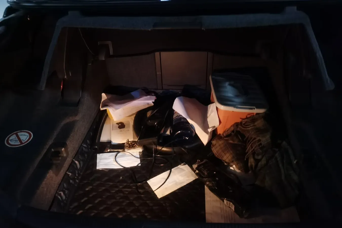 2011 Volkswagen Eos 2.0T 211HP L4 6DCT,autocango,china used car exporter,china ev exporter,chinese used car exporter,chinese used ev exporter