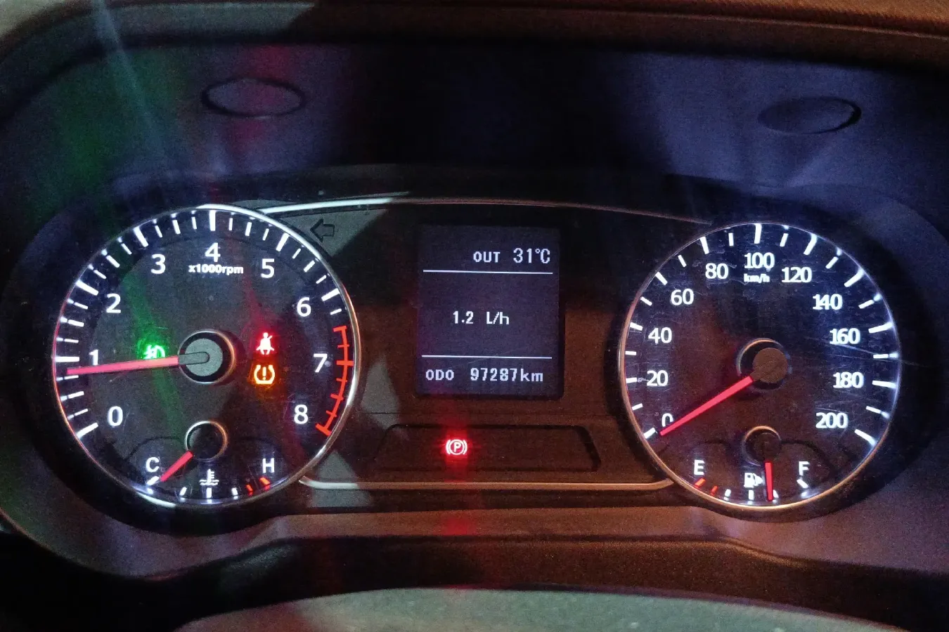 2016 Landwind X5 1.5T 150HP L4 6MT,autocango,china used car exporter,china ev exporter,chinese used car exporter,chinese used ev exporter