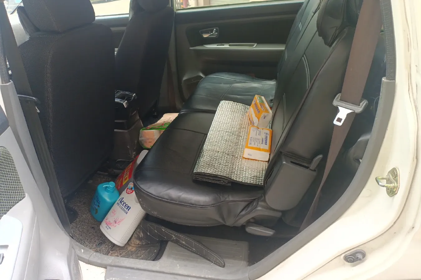 2013 FAW Senia S80 1.5L 109HP L4 5MT,autocango,china used car exporter,china ev exporter,chinese used car exporter,chinese used ev exporter