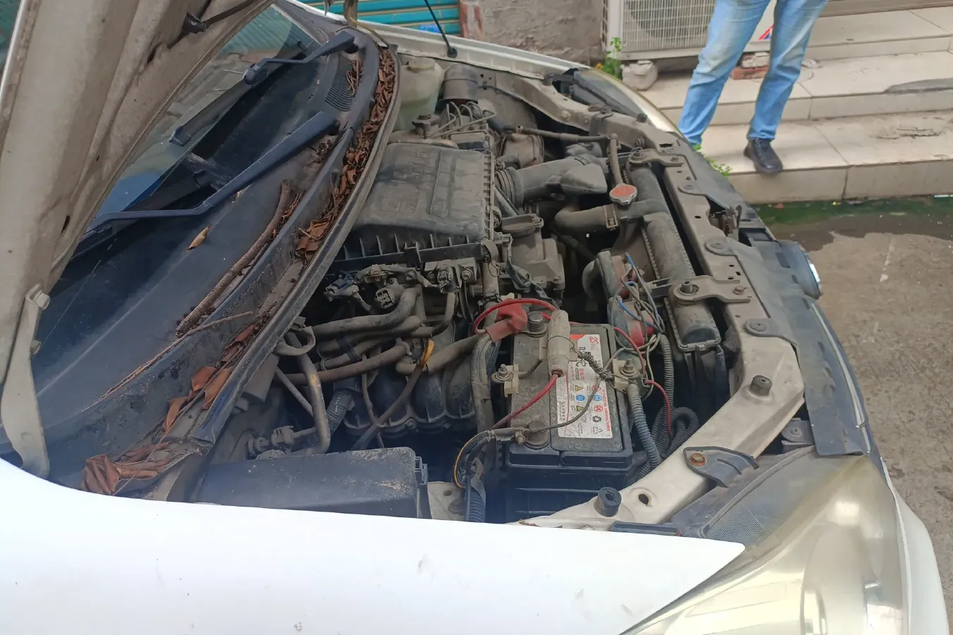 2013 FAW Senia S80 1.5L 109HP L4 5MT,autocango,china used car exporter,china ev exporter,chinese used car exporter,chinese used ev exporter