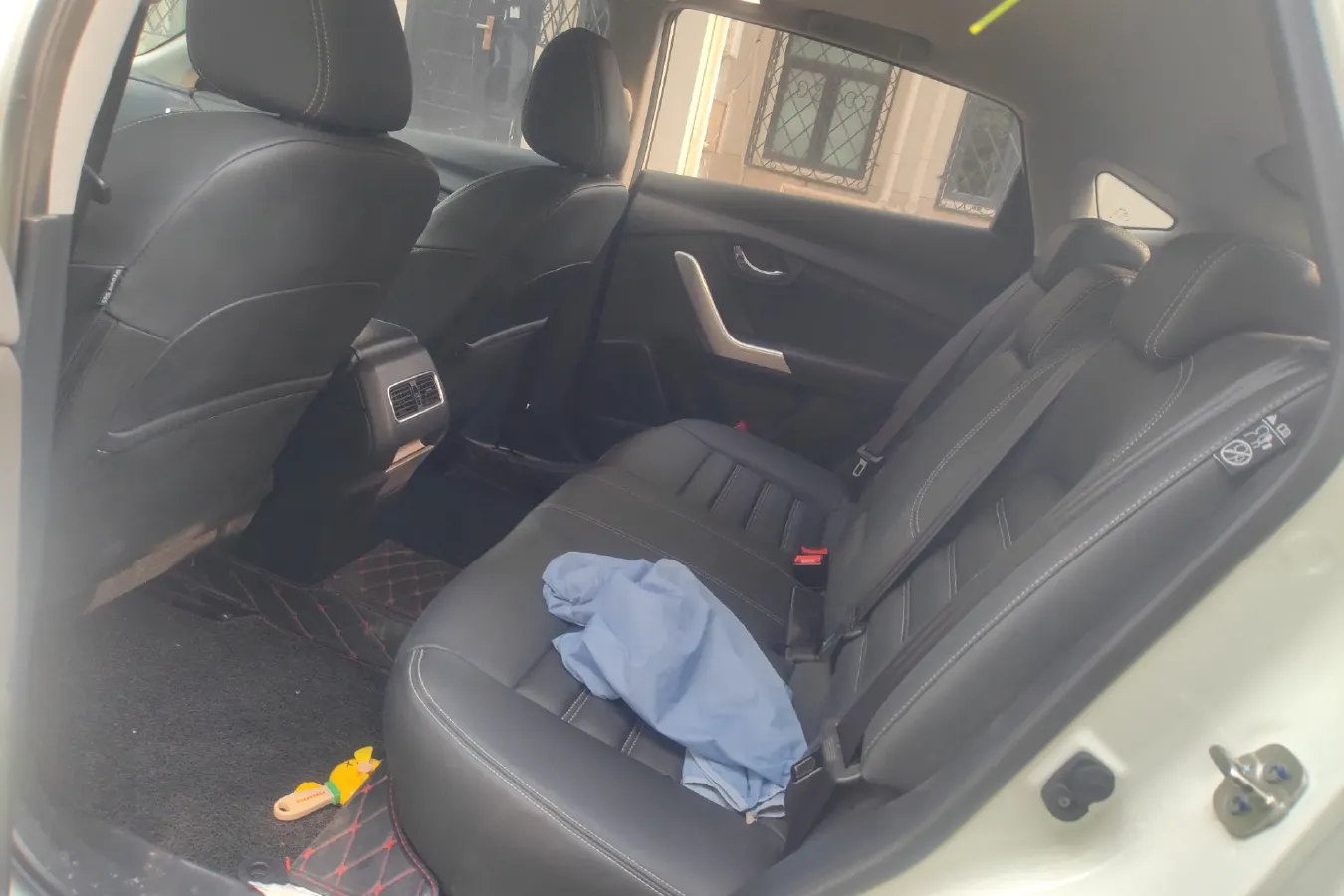 2018 Venucia T90 2.0L 150HP L4 CVT,autocango,china used car exporter,china ev exporter,chinese used car exporter,chinese used ev exporter