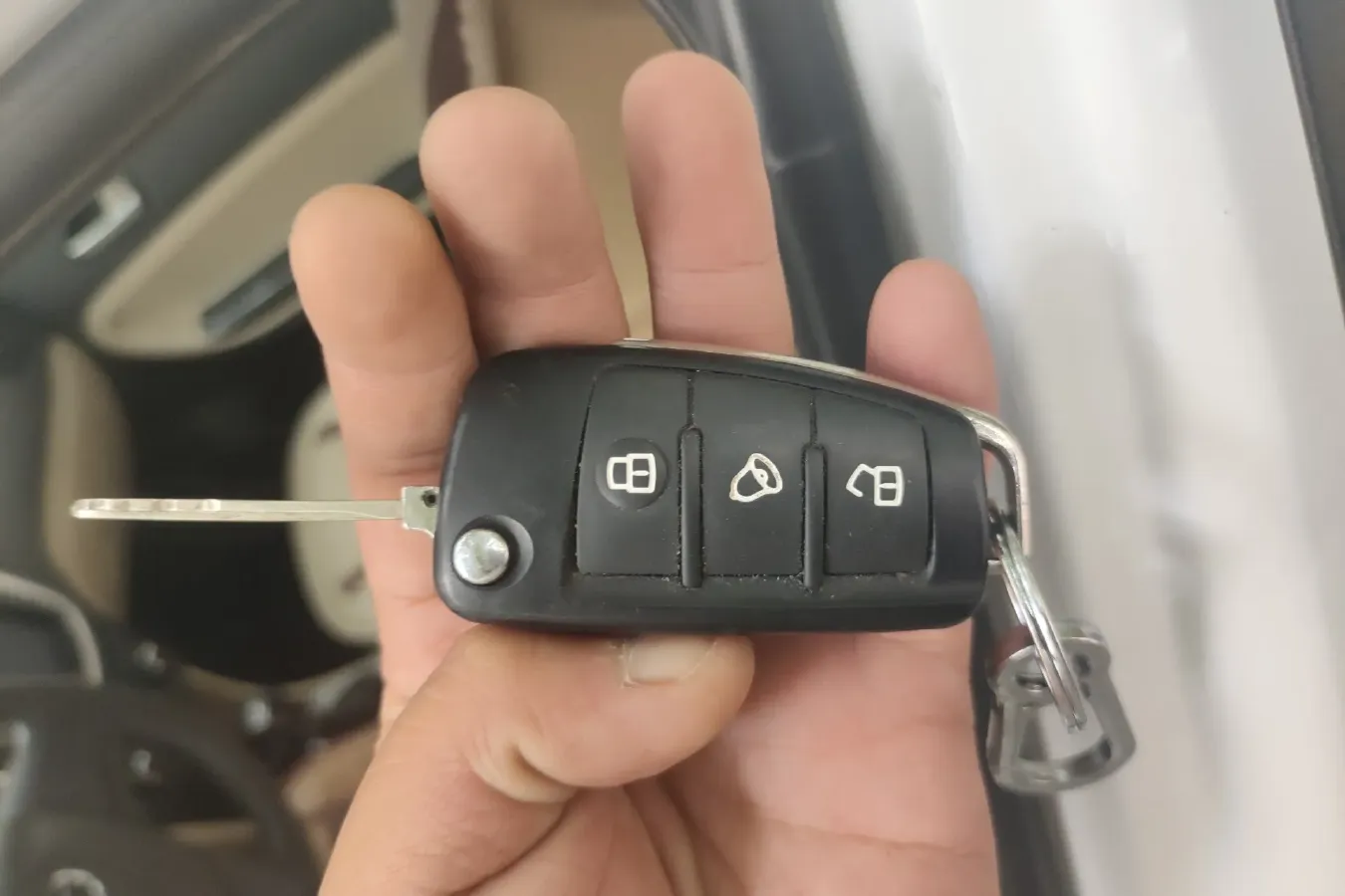 2013 JAC HeYue A30 1.5L 113HP L4 5MT,autocango,china used car exporter,china ev exporter,chinese used car exporter,chinese used ev exporter