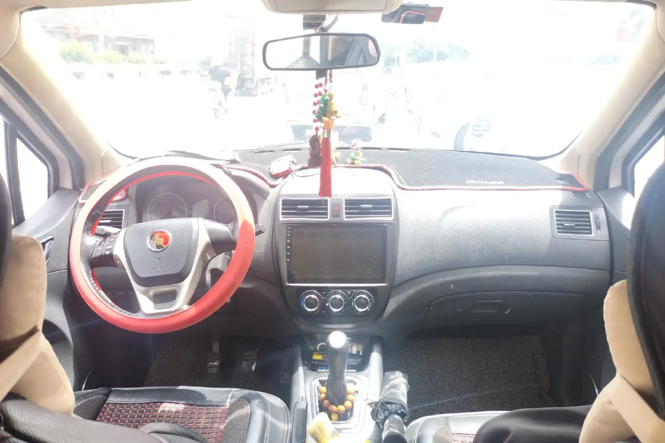 2015 DongFeng Forthing Joyear X3 1.5L 120HP L4 5MT,autocango,china used car exporter,china ev exporter,chinese used car exporter,chinese used ev exporter