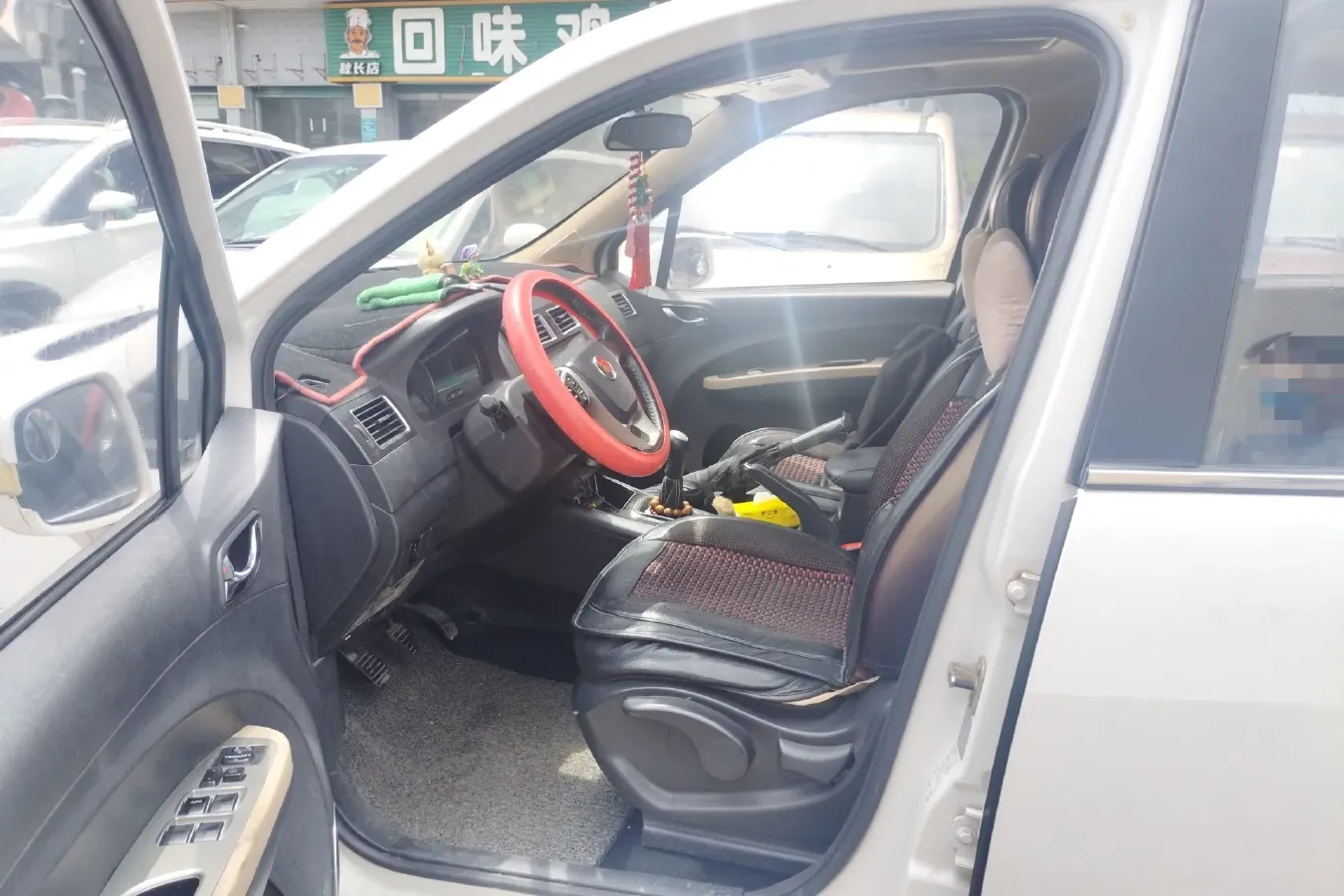 2015 DongFeng Forthing Joyear X3 1.5L 120HP L4 5MT,autocango,china used car exporter,china ev exporter,chinese used car exporter,chinese used ev exporter