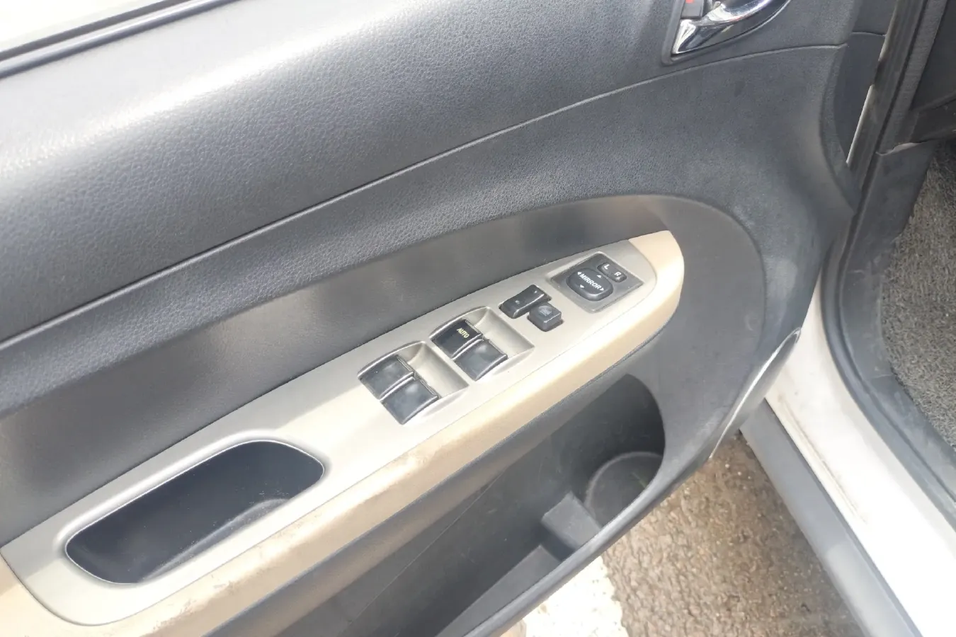 2015 DongFeng Forthing Joyear X3 1.5L 120HP L4 5MT,autocango,china used car exporter,china ev exporter,chinese used car exporter,chinese used ev exporter