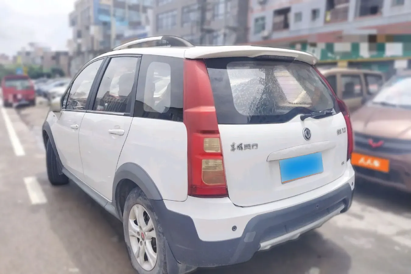 2015 DongFeng Forthing Joyear X3 1.5L 120HP L4 5MT,autocango,china used car exporter,china ev exporter,chinese used car exporter,chinese used ev exporter