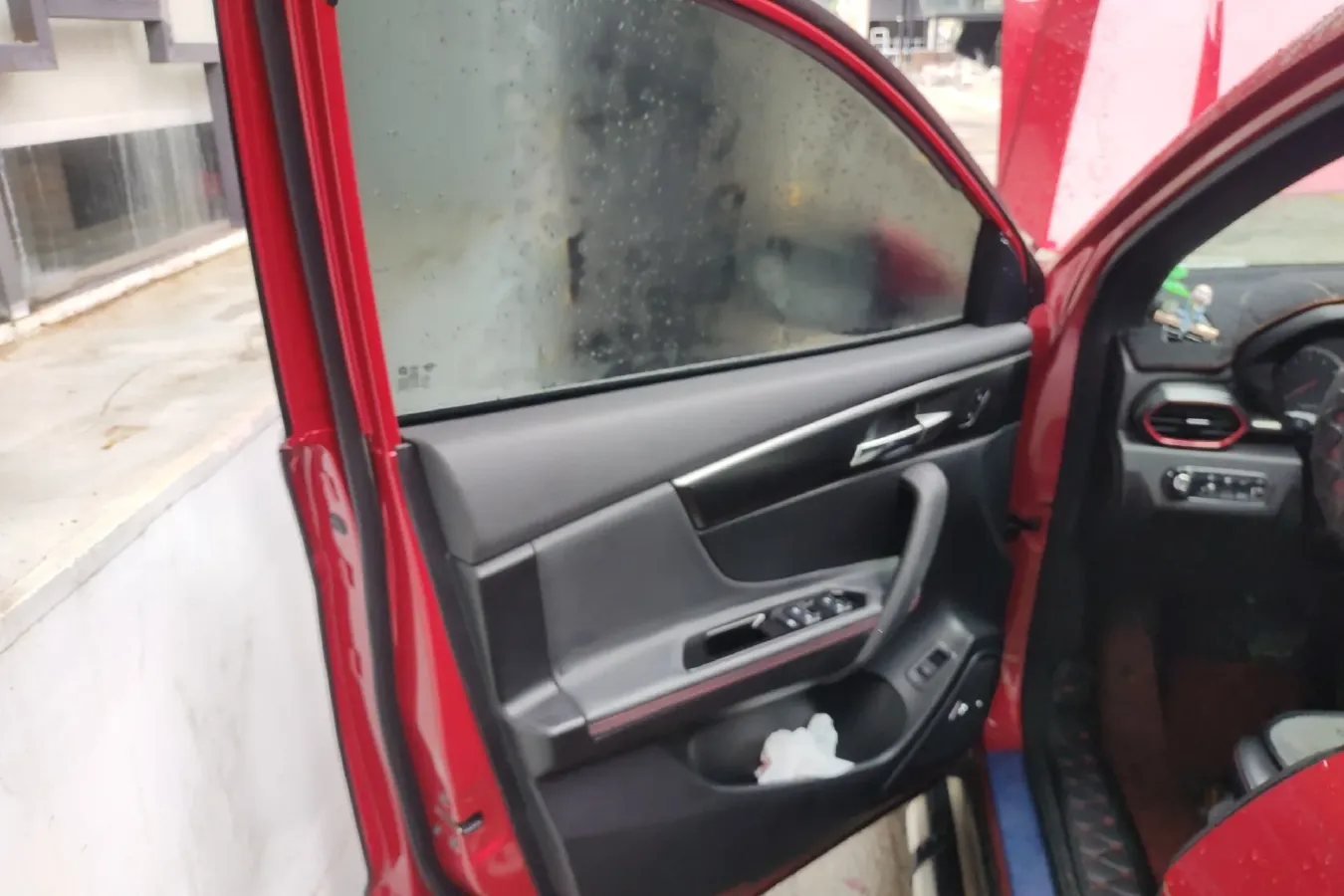 2019 HaiMa 8S 1.6T 195HP L4 6AT,autocango,china used car exporter,china ev exporter,chinese used car exporter,chinese used ev exporter