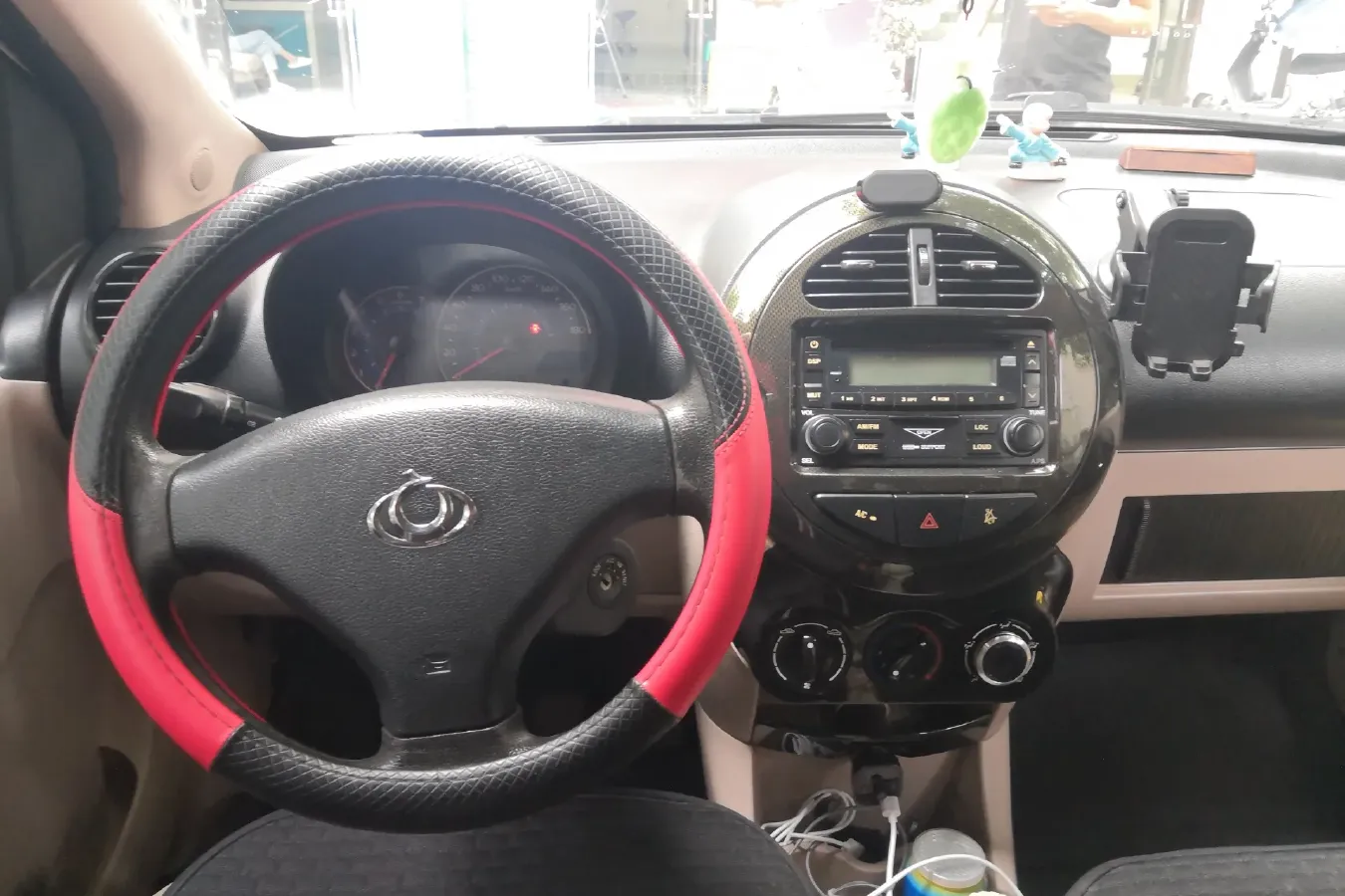 2013 Geely Panda Classic 1.0L 68HP L3 5MT,autocango,china used car exporter,china ev exporter,chinese used car exporter,chinese used ev exporter