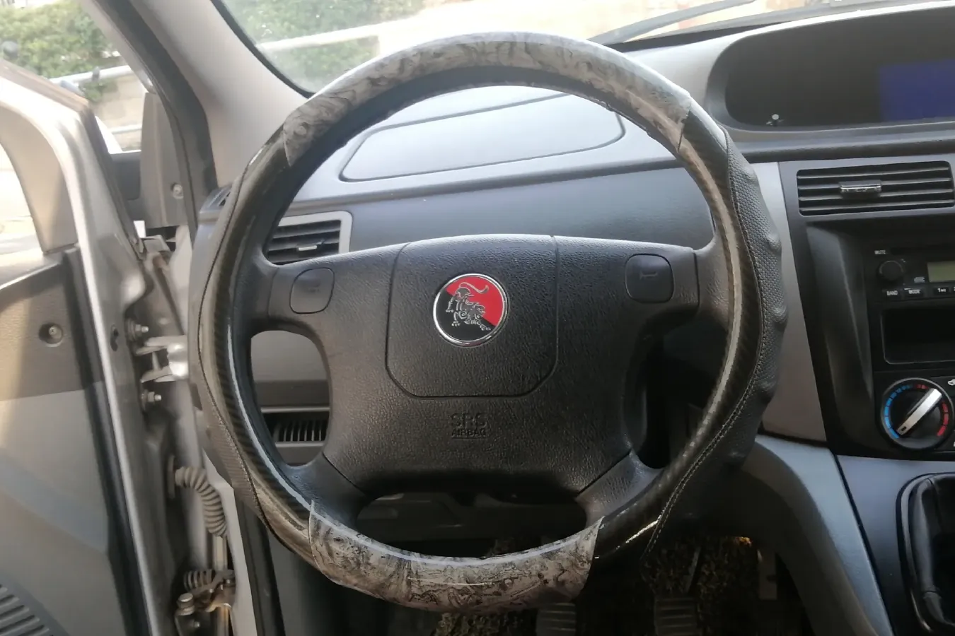 2011 DongFeng Forthing Joyear 1.5L 120HP L4 5MT,autocango,china used car exporter,china ev exporter,chinese used car exporter,chinese used ev exporter