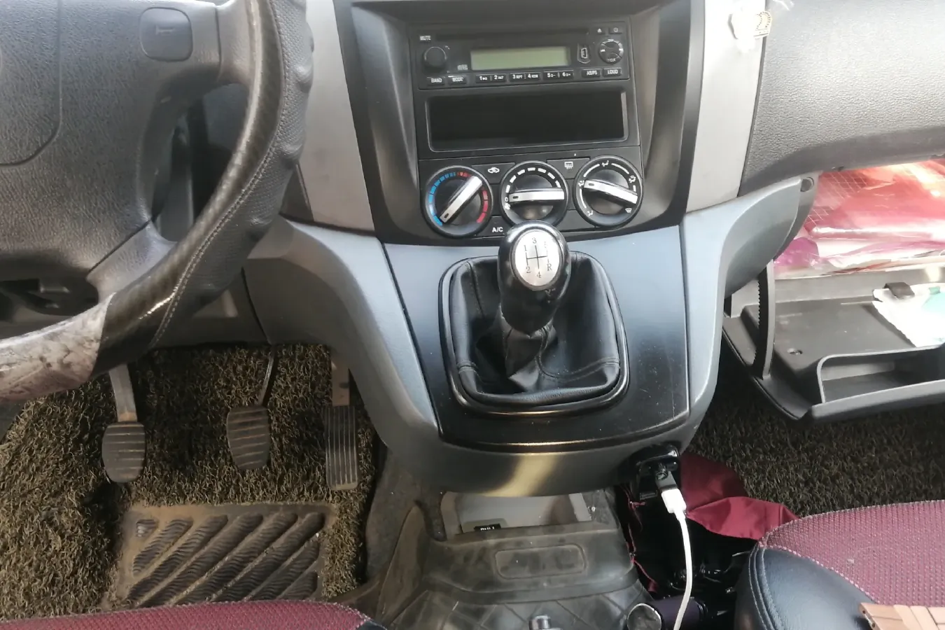 2011 DongFeng Forthing Joyear 1.5L 120HP L4 5MT,autocango,china used car exporter,china ev exporter,chinese used car exporter,chinese used ev exporter