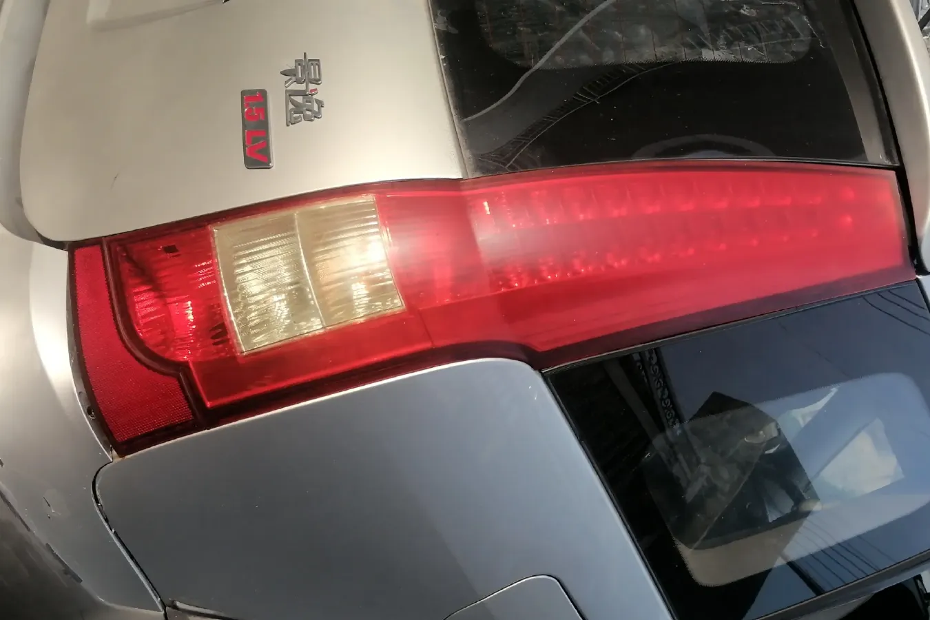 2011 DongFeng Forthing Joyear 1.5L 120HP L4 5MT,autocango,china used car exporter,china ev exporter,chinese used car exporter,chinese used ev exporter