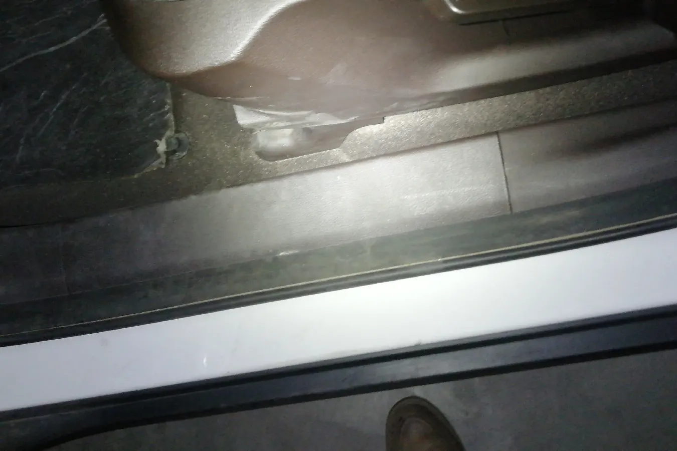 2021 LiFan Maple 80v BEV 53KWH,autocango,china used car exporter,china ev exporter,chinese used car exporter,chinese used ev exporter