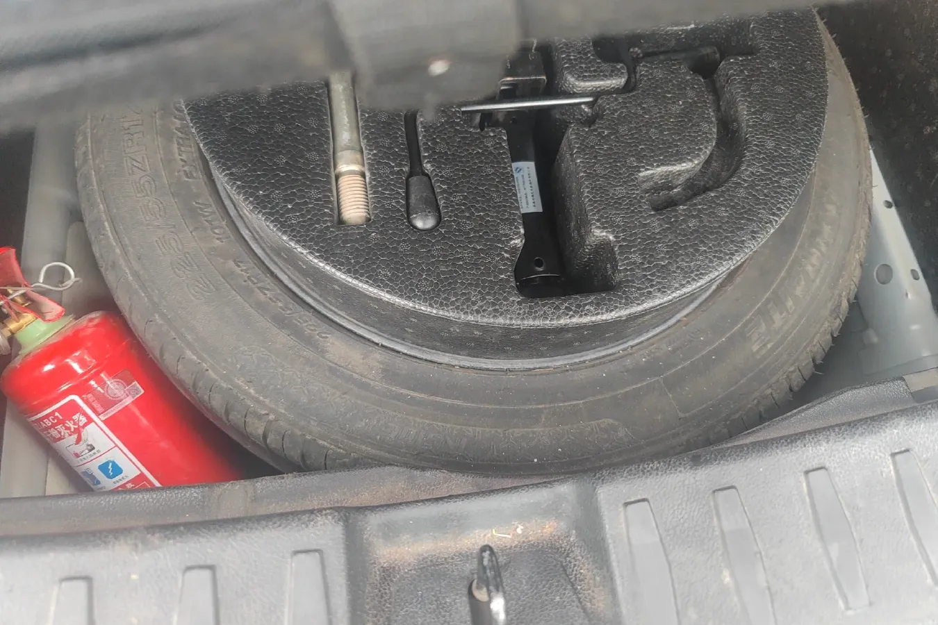 2014 Brilliance Auto V5 1.5T 150HP L4 5AT,autocango,china used car exporter,china ev exporter,chinese used car exporter,chinese used ev exporter