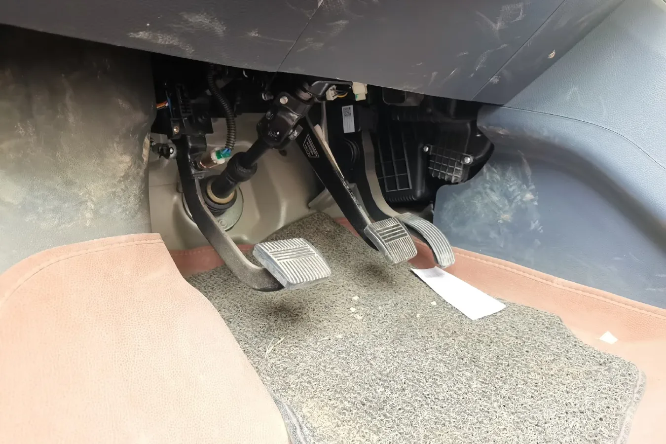 2018 Foton XiangLing V 1.5L 112HP L4 5MT,autocango,china used car exporter,china ev exporter,chinese used car exporter,chinese used ev exporter