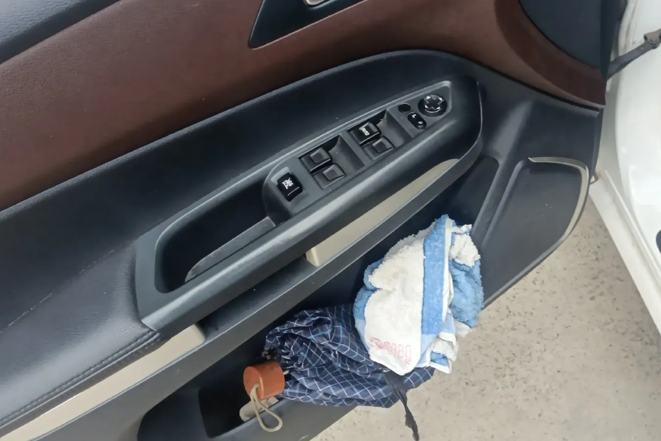 2016 HaiMa V70 1.5T 156HP L4 6AT,autocango,china used car exporter,china ev exporter,chinese used car exporter,chinese used ev exporter