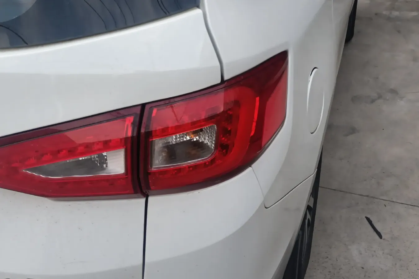 2016 HaiMa V70 1.5T 156HP L4 6AT,autocango,china used car exporter,china ev exporter,chinese used car exporter,chinese used ev exporter