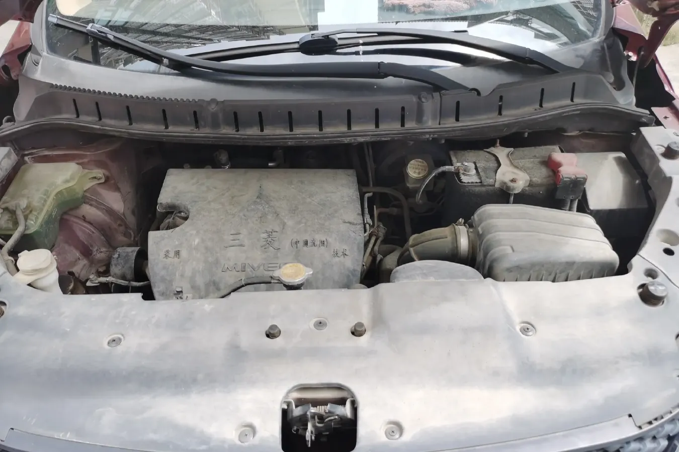 2014 DongFeng Forthing Joyear X3 1.5L 120HP L4 5MT,autocango,china used car exporter,china ev exporter,chinese used car exporter,chinese used ev exporter