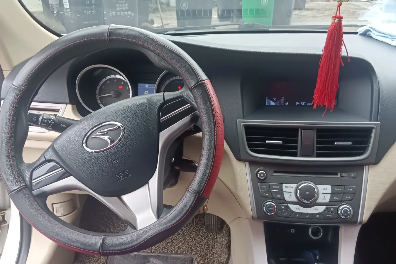 2012 Soueast V5 1.5L 120HP L4 5MT,autocango,china used car exporter,china ev exporter,chinese used car exporter,chinese used ev exporter