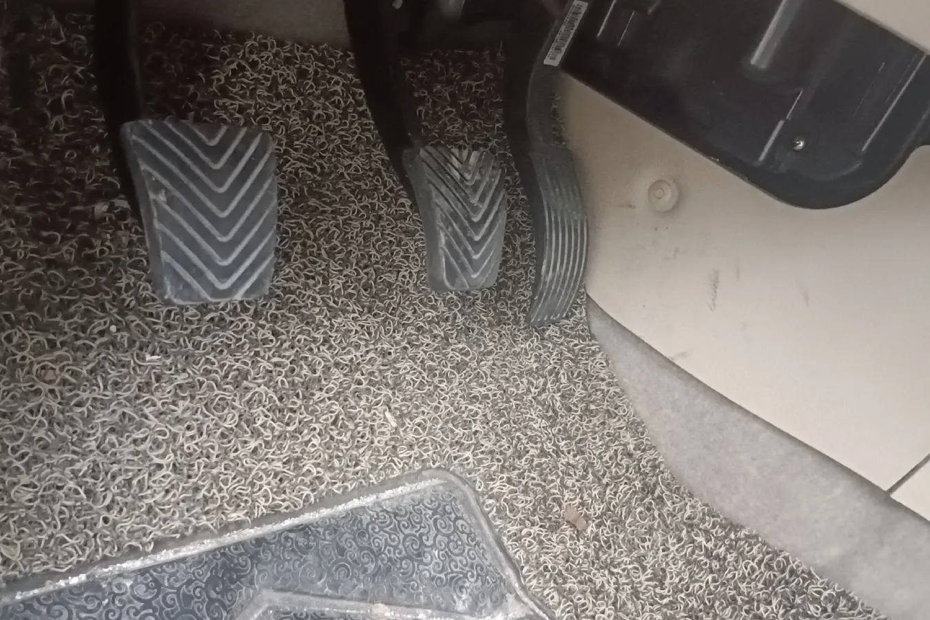 2012 Soueast V5 1.5L 120HP L4 5MT,autocango,china used car exporter,china ev exporter,chinese used car exporter,chinese used ev exporter