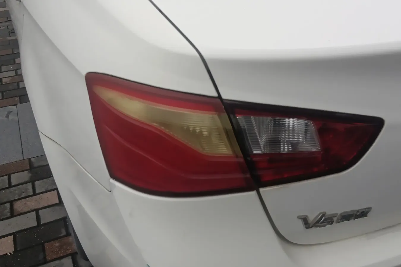 2012 Soueast V5 1.5L 120HP L4 5MT,autocango,china used car exporter,china ev exporter,chinese used car exporter,chinese used ev exporter