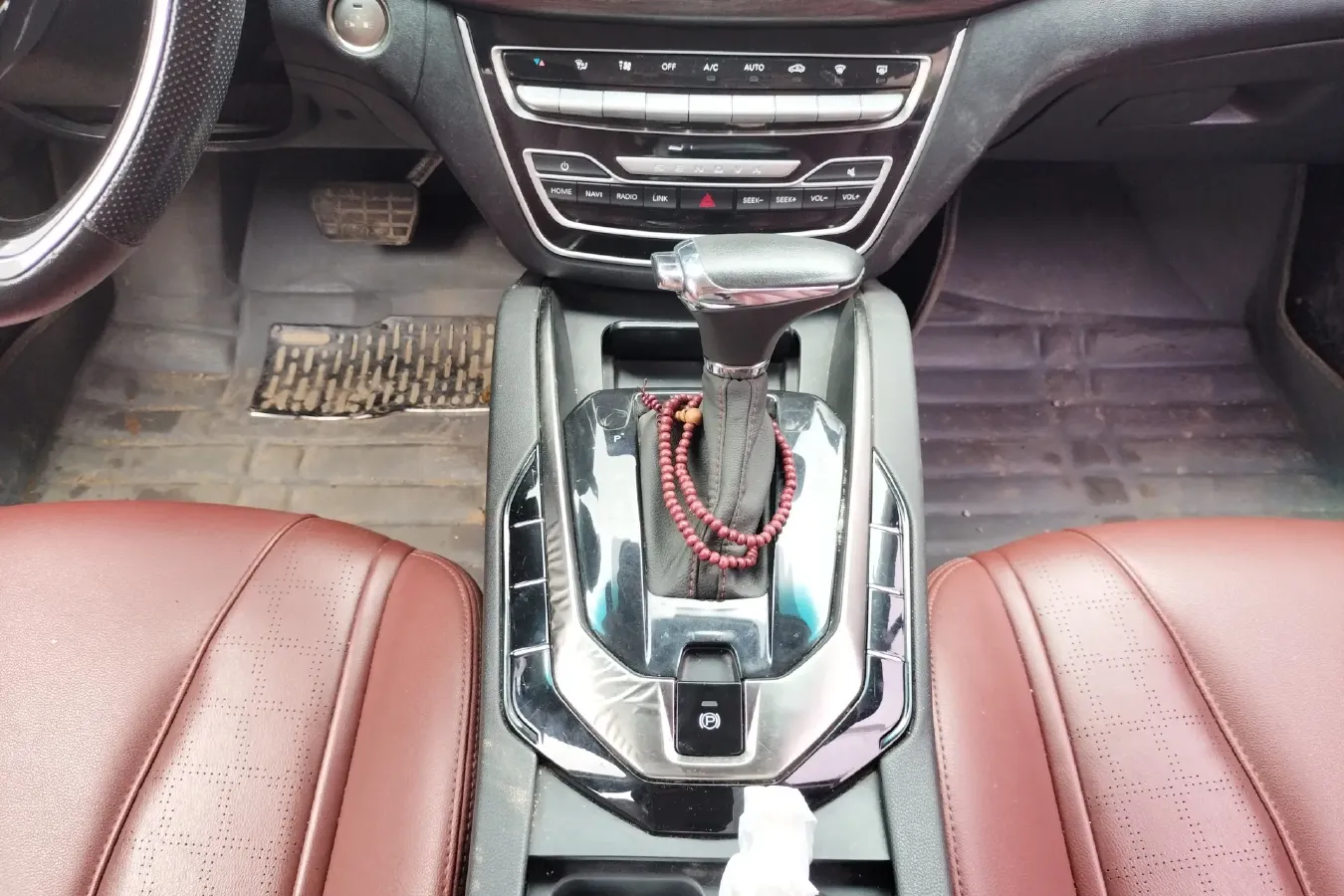 2018 BeiJing Auto Senova D50 1.5L 116HP L4 CVT,autocango,china used car exporter,china ev exporter,chinese used car exporter,chinese used ev exporter