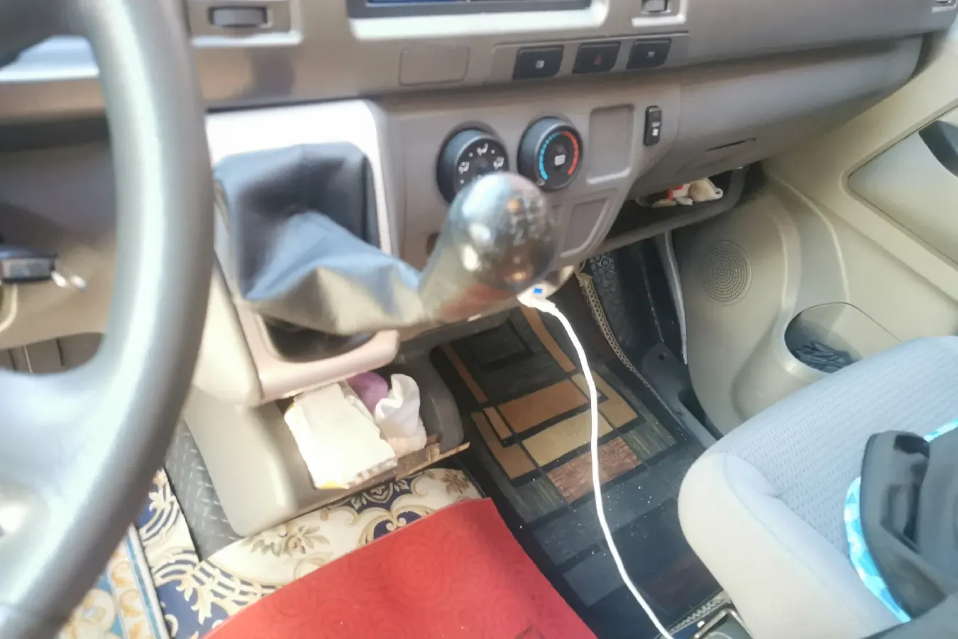 2019 KingLong KaiRuiHaoKe 2.2L 112HP L4 5MT,autocango,china used car exporter,china ev exporter,chinese used car exporter,chinese used ev exporter