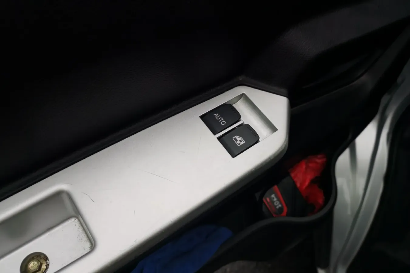 2021 ChangAn Kaicene ShenQi T30 1.6L 122HP L4 5MT,autocango,china used car exporter,china ev exporter,chinese used car exporter,chinese used ev exporter