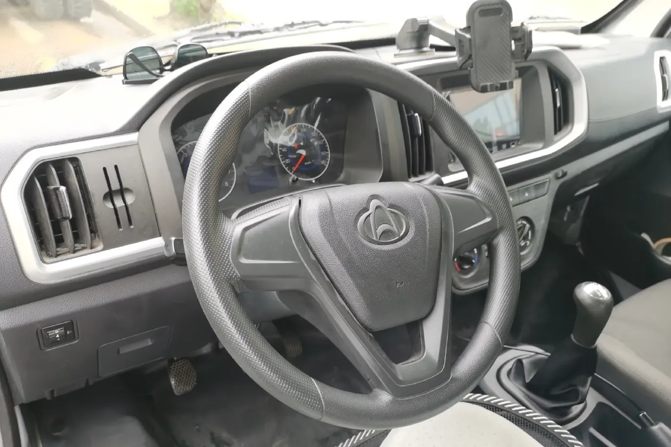 2021 ChangAn Kaicene ShenQi T30 1.6L 122HP L4 5MT,autocango,china used car exporter,china ev exporter,chinese used car exporter,chinese used ev exporter