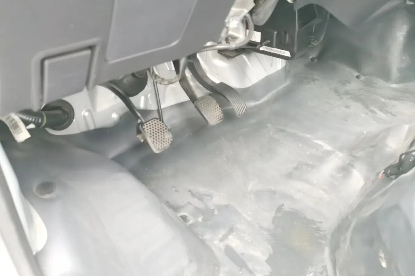 2021 ChangAn Kaicene ShenQi T30 1.6L 122HP L4 5MT,autocango,china used car exporter,china ev exporter,chinese used car exporter,chinese used ev exporter