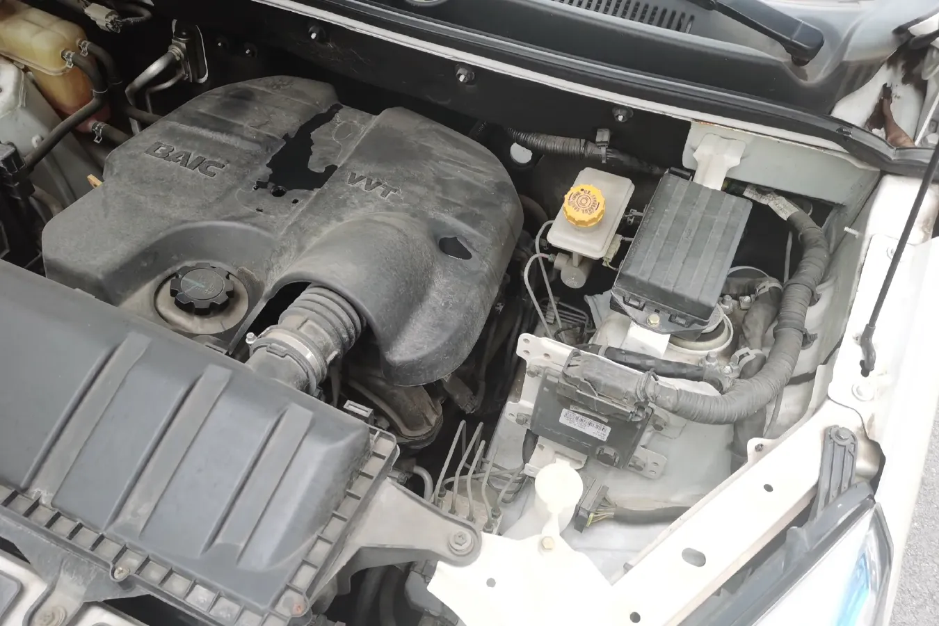 2016 BAIC Hyosow H2 1.5L 106HP L4 5MT,autocango,china used car exporter,china ev exporter,chinese used car exporter,chinese used ev exporter