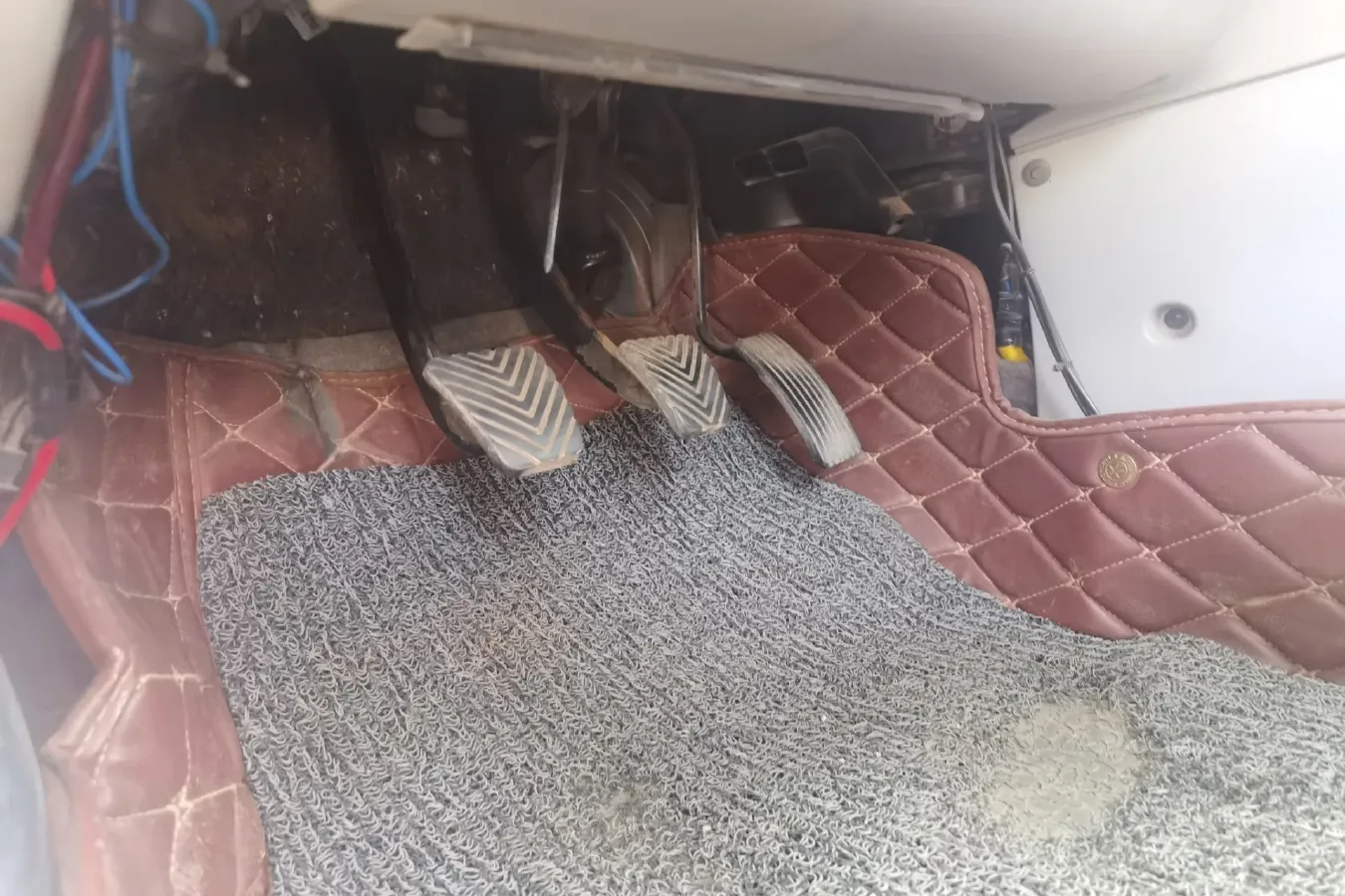 2012 Mitsubishi Lancer 1.6L 100HP L4 5MT,autocango,china used car exporter,china ev exporter,chinese used car exporter,chinese used ev exporter