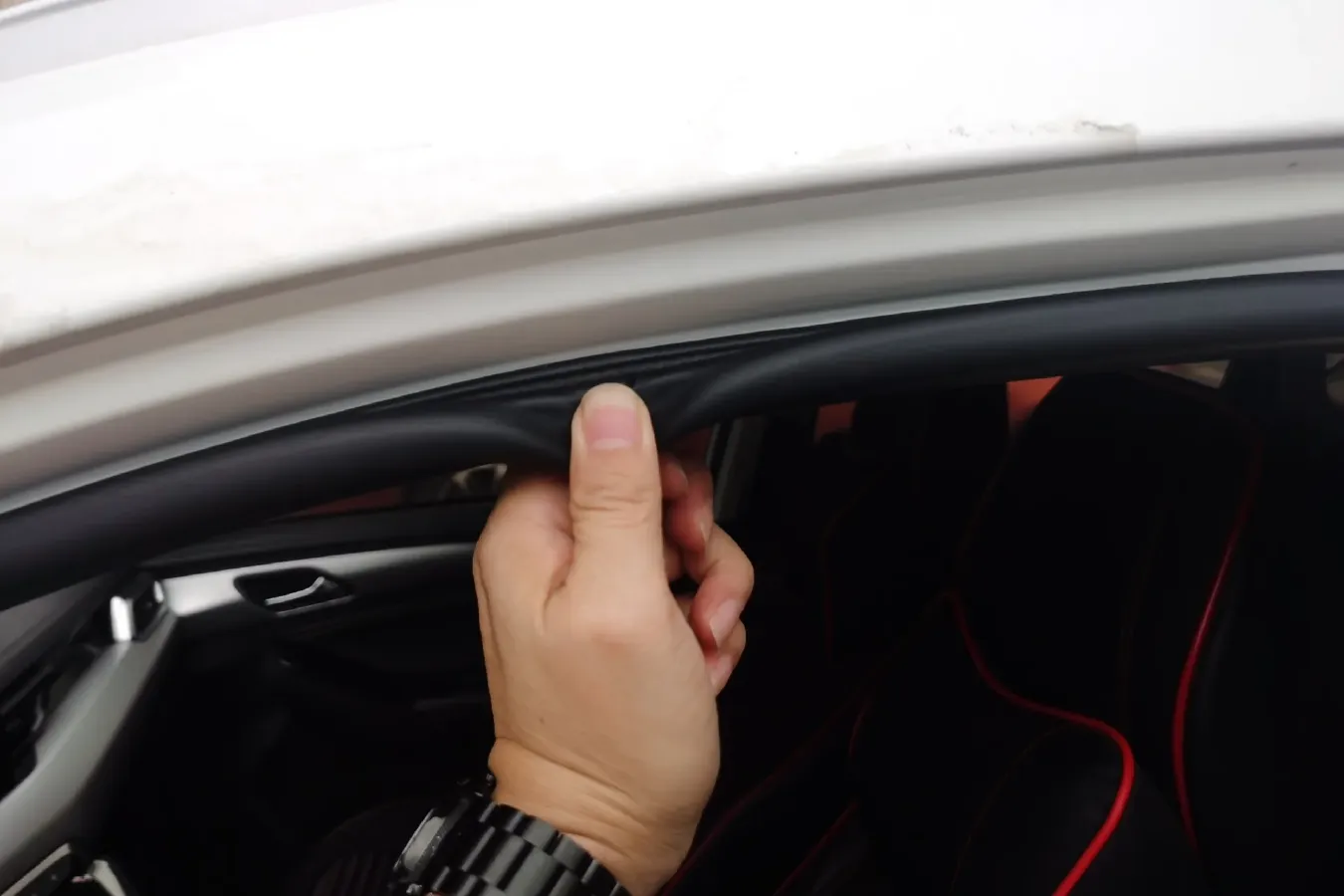 2019 BeiJing Auto X3 1.5L 116HP L4 4AT,autocango,china used car exporter,china ev exporter,chinese used car exporter,chinese used ev exporter