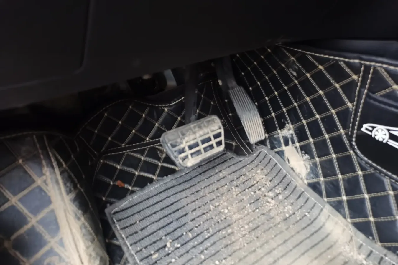 2019 BeiJing Auto X3 1.5L 116HP L4 4AT,autocango,china used car exporter,china ev exporter,chinese used car exporter,chinese used ev exporter