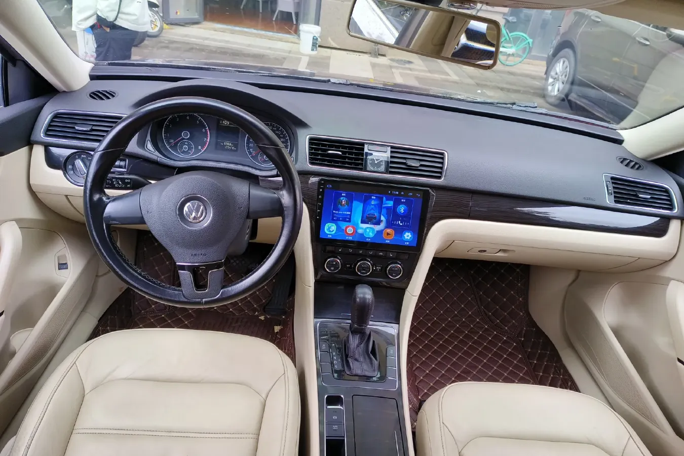 2013 Volkswagen Passat 1.8T 160HP L4 7DCT,autocango,china used car exporter,china ev exporter,chinese used car exporter,chinese used ev exporter