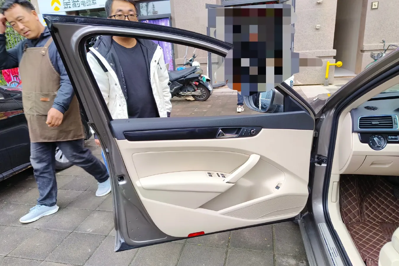 2013 Volkswagen Passat 1.8T 160HP L4 7DCT,autocango,china used car exporter,china ev exporter,chinese used car exporter,chinese used ev exporter