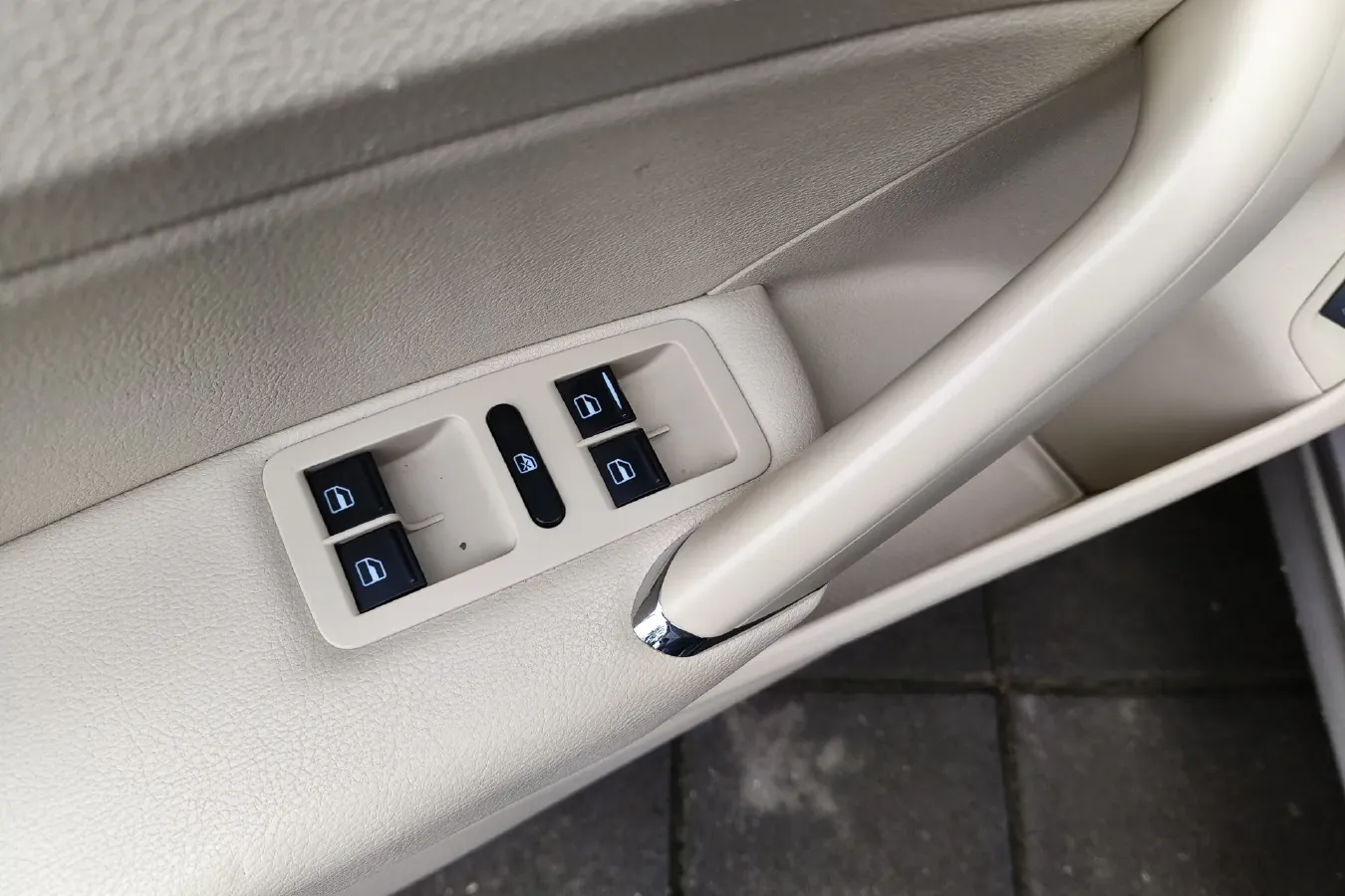 2013 Volkswagen Passat 1.8T 160HP L4 7DCT,autocango,china used car exporter,china ev exporter,chinese used car exporter,chinese used ev exporter